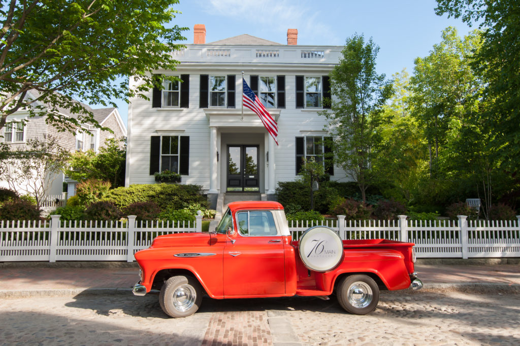 76 Main Nantucket MA exterior